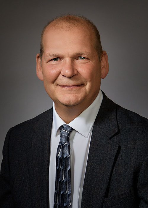 Headshot of Craig Mann