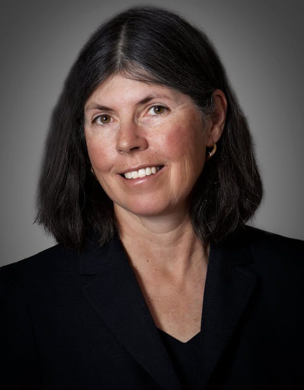 Headshot of Sandra Vos